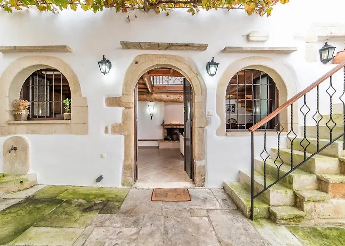 Grapevine Villa